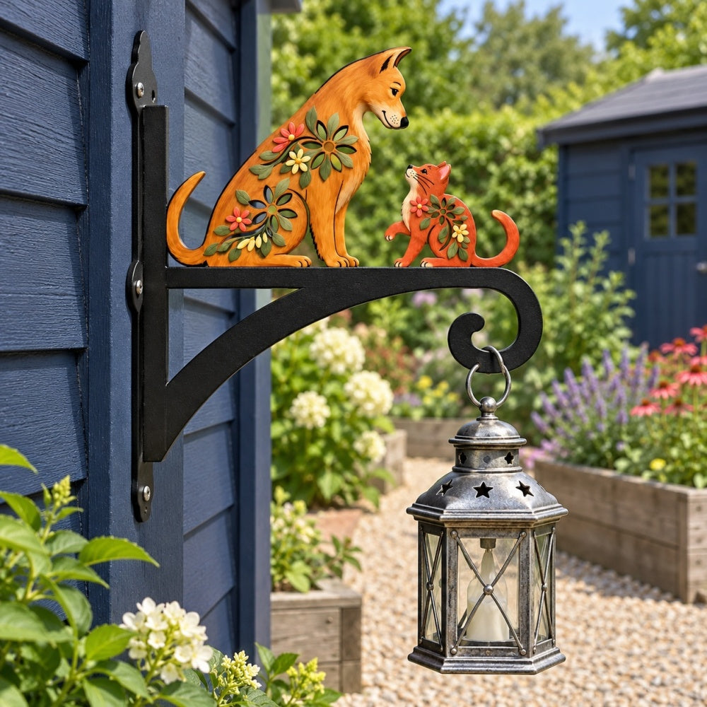 Hanging Basket Bracket – Floral Dog and Cat
