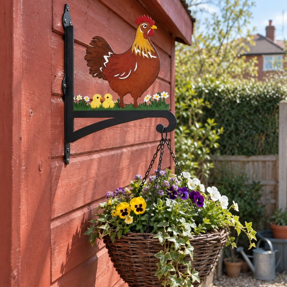 Hanging Basket Bracket – Hen with Chicks