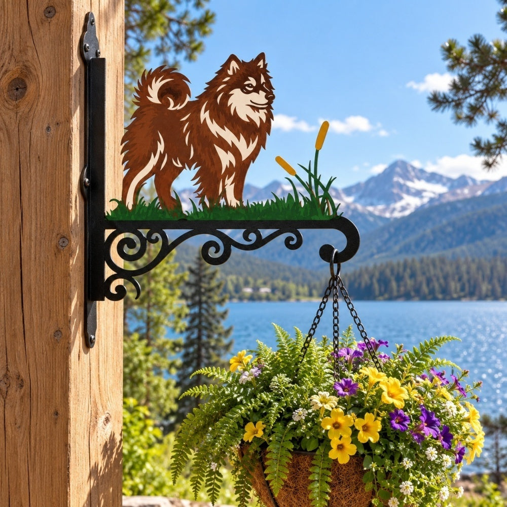 Hanging Basket Bracket – Finnish Lapphund