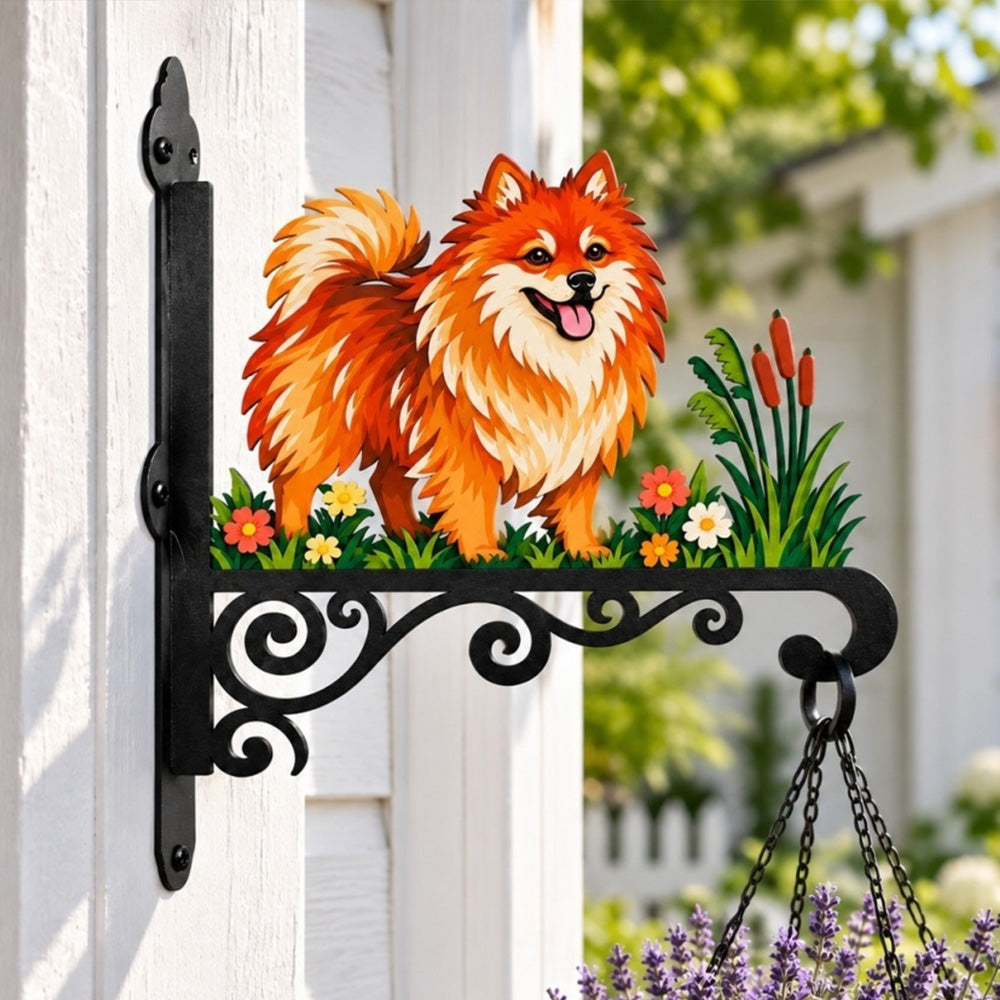 Hanging Basket Bracket – Keeshond