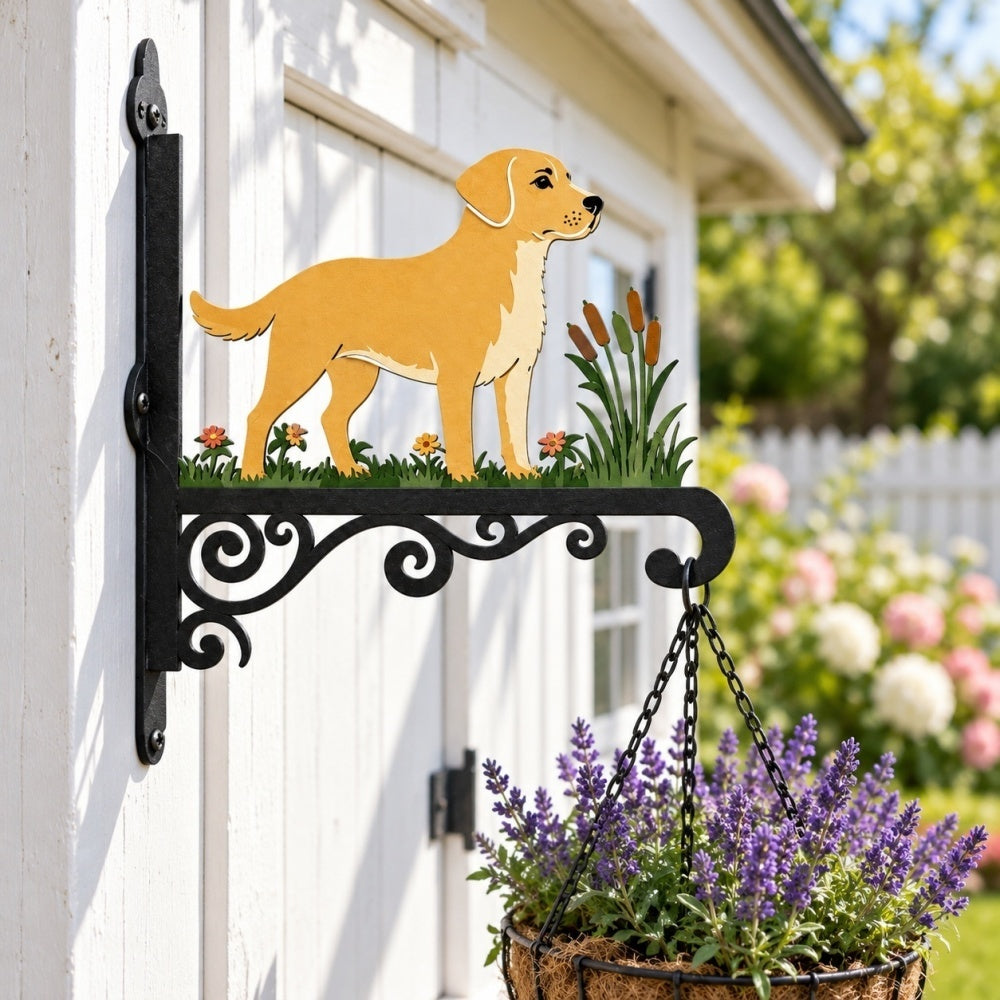 Hanging Basket Bracket – Labrador Retriever