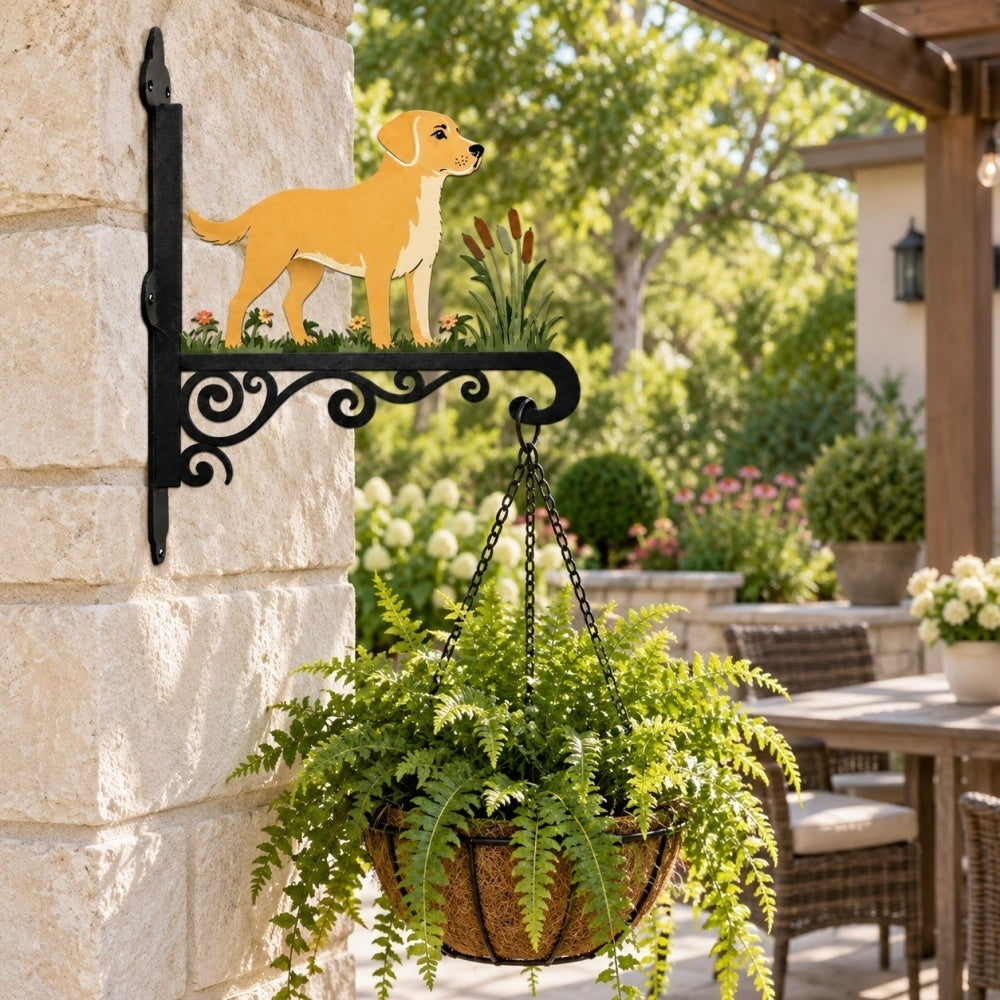 Hanging Basket Bracket – Labrador Retriever
