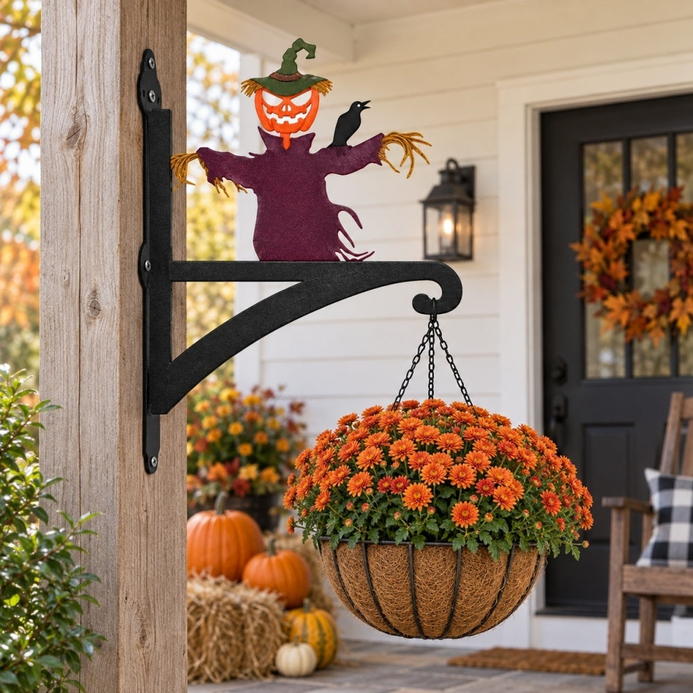 Hanging Basket Bracket – Scarecrow Pumpkin