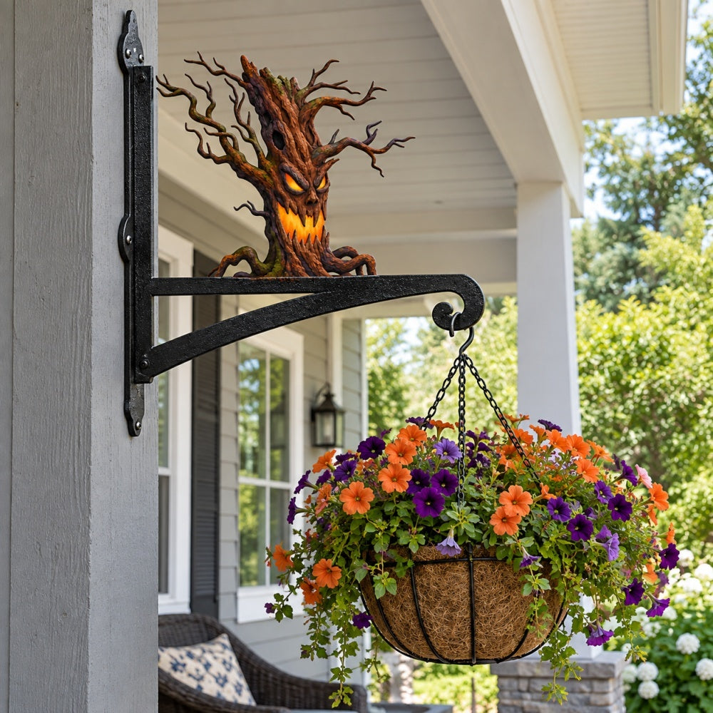 Hanging Basket Bracket – Spooky Tree