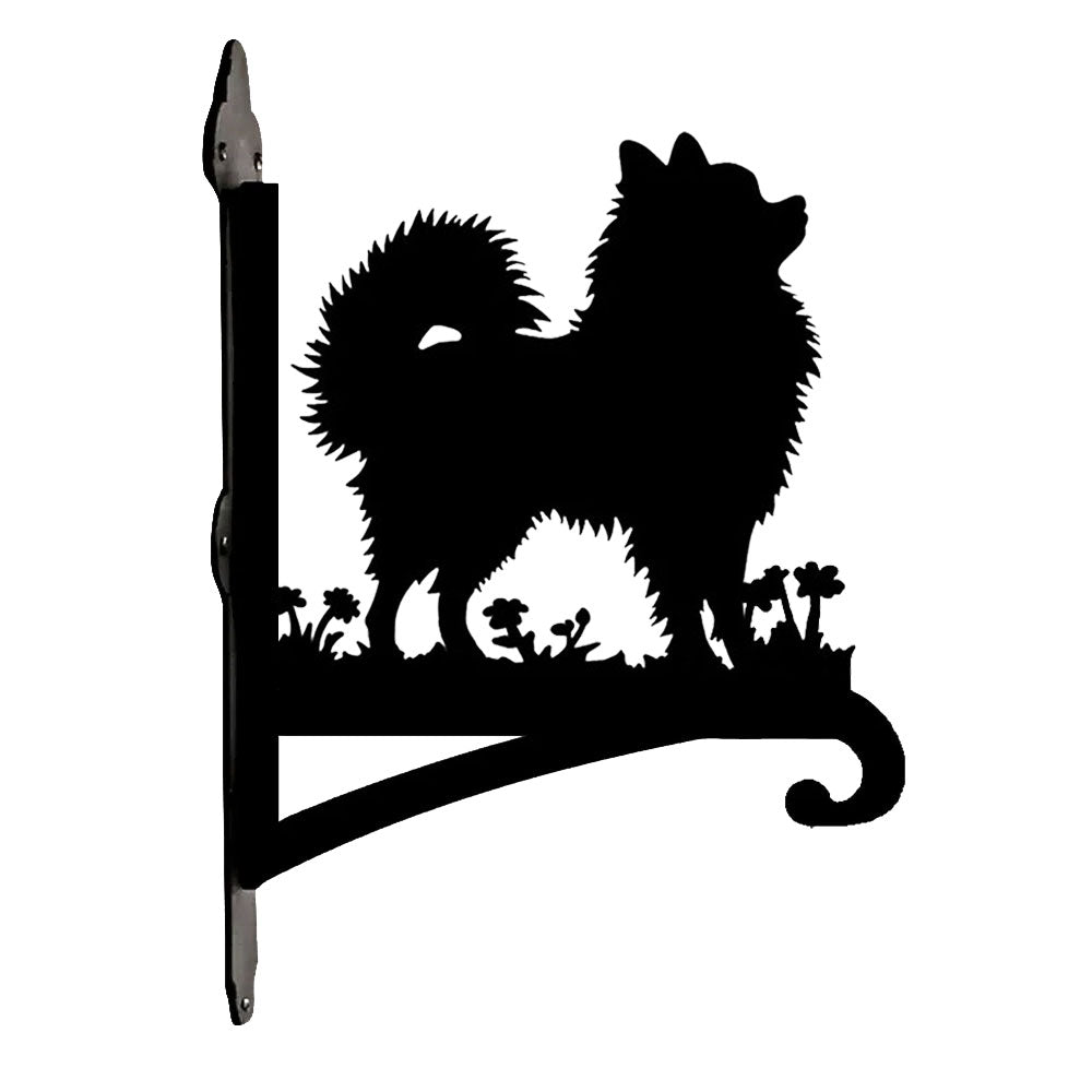 Pomeranian metal hanging basket bracket mounted on outdoor wall for plant decoration