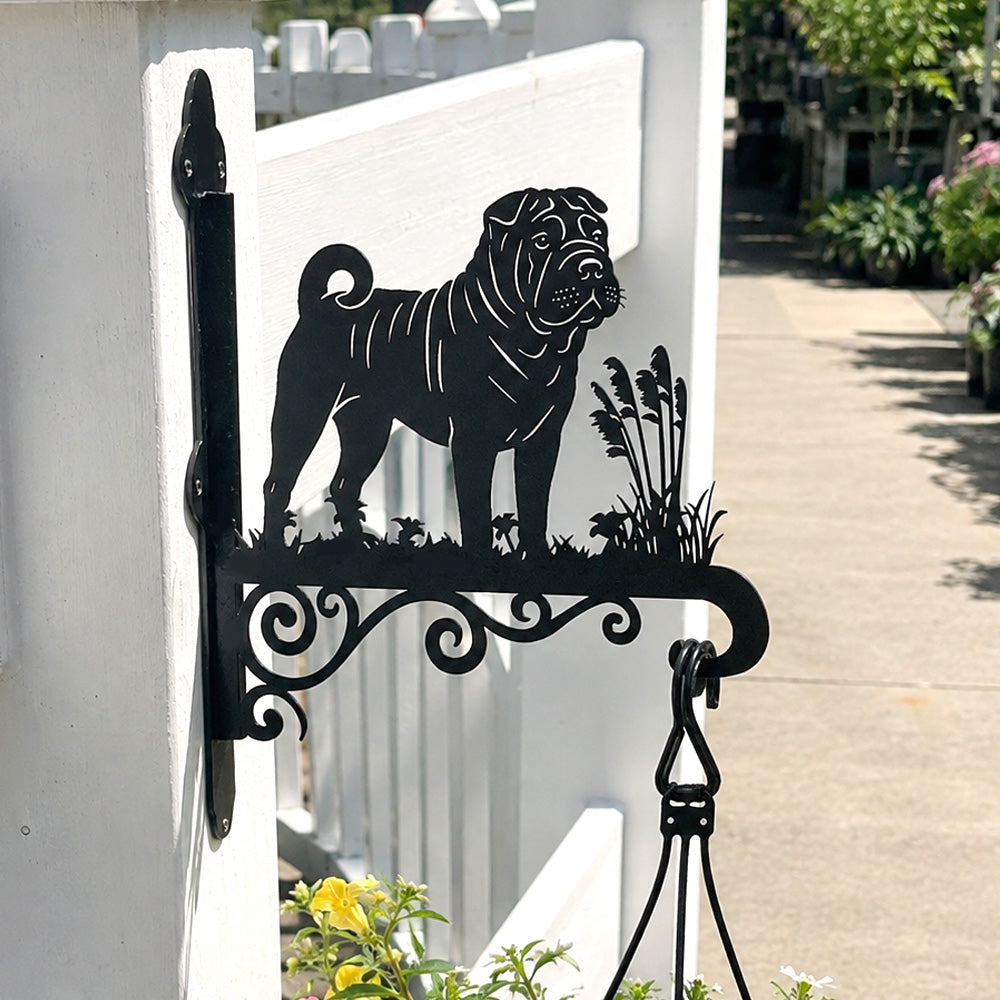Shar-pei metal hanging basket bracket mounted on outdoor wall for plant decoration